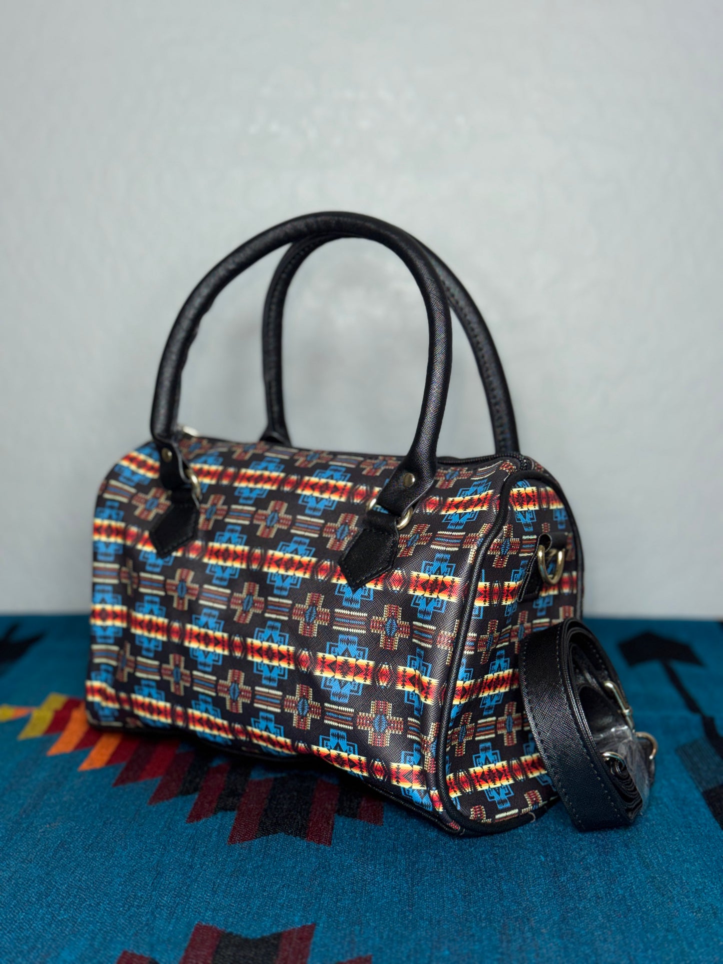 Black Native Design2 Bollin Purse
